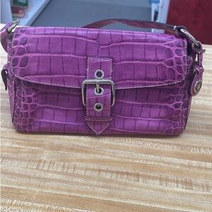 Super Cute Pink/Purple Dooney & Bourke purse Excellent Condition